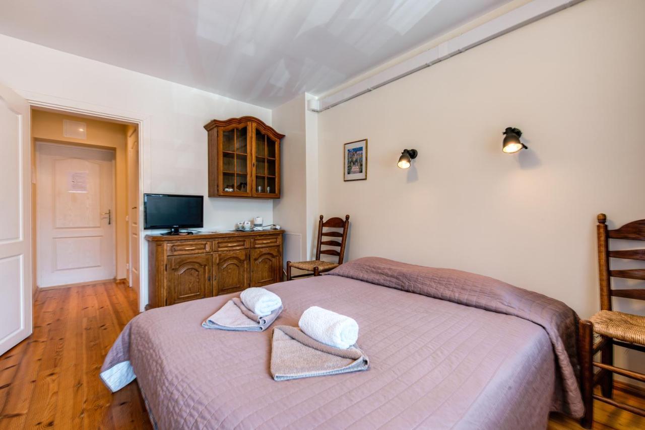 Hotel Jelita Nido Chambre photo